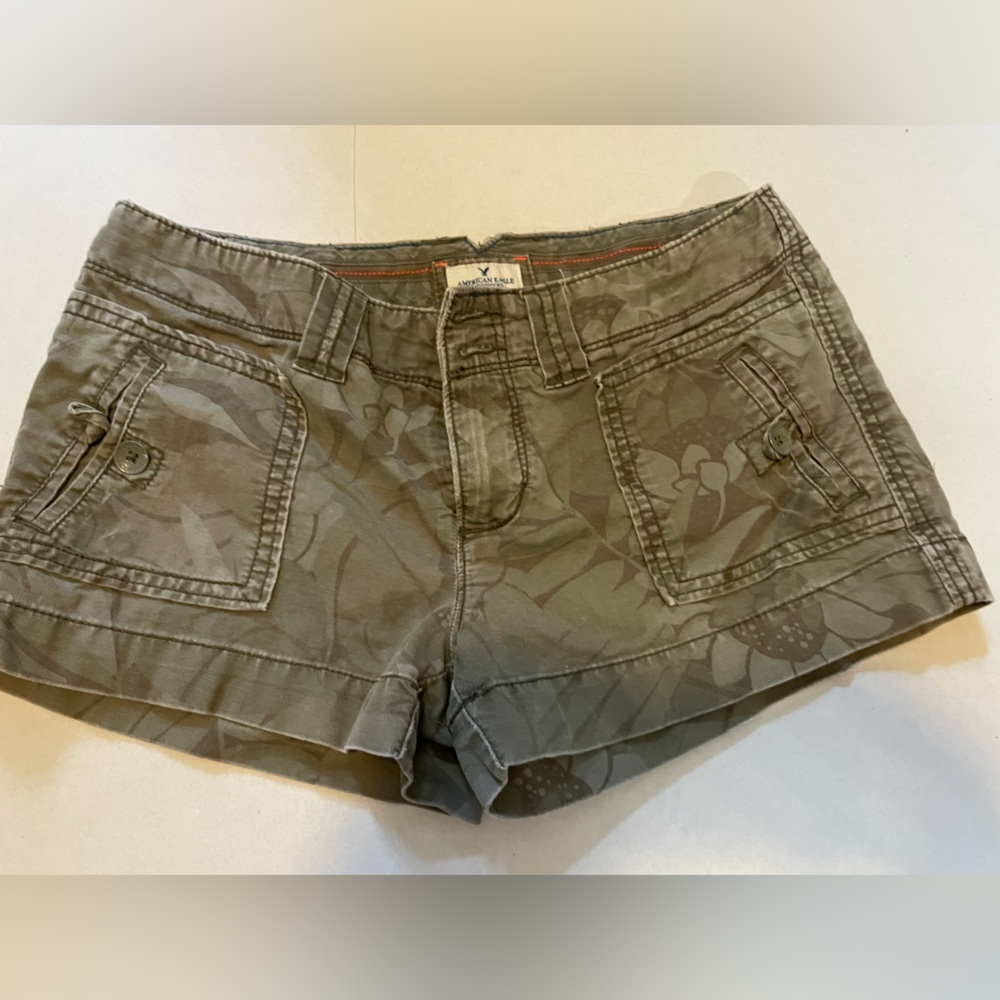 Vintage American Eagle camouflage shorts